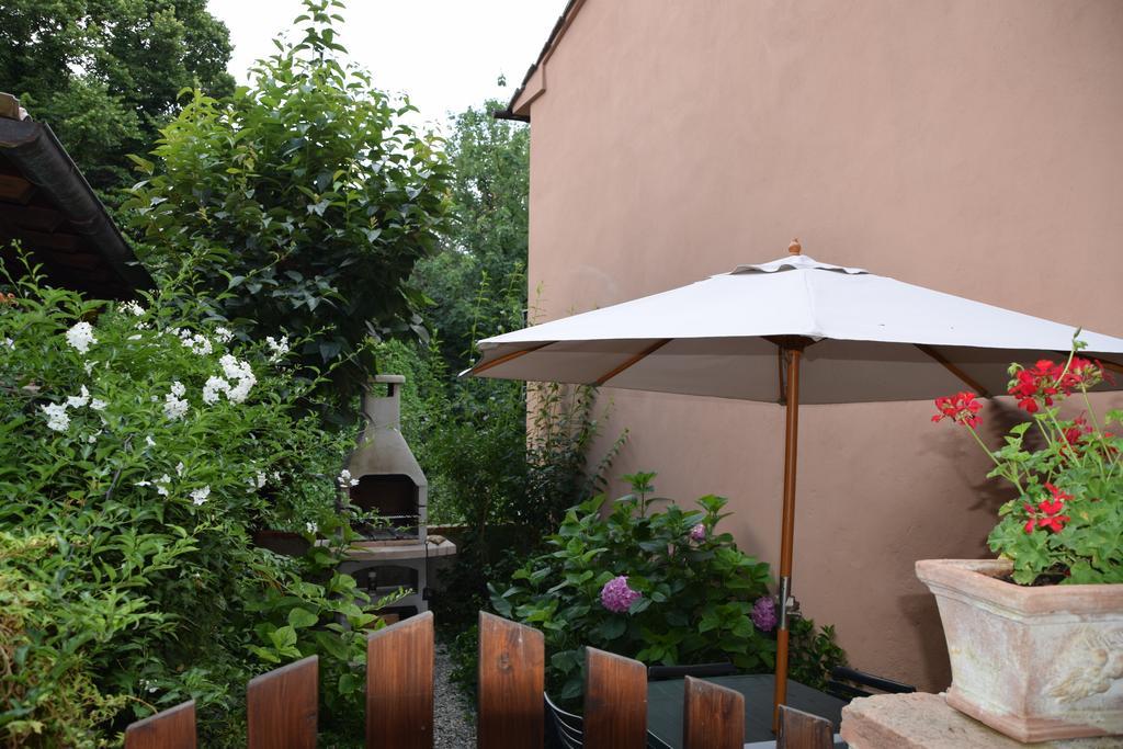 Apartment Casa Antica Chianni Exteriör bild